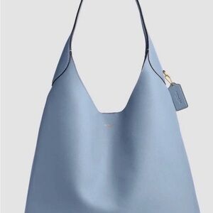 Coach Sky Blue BROOKLYN Shoulder Bag and dust bag
CHRISTMAS READY